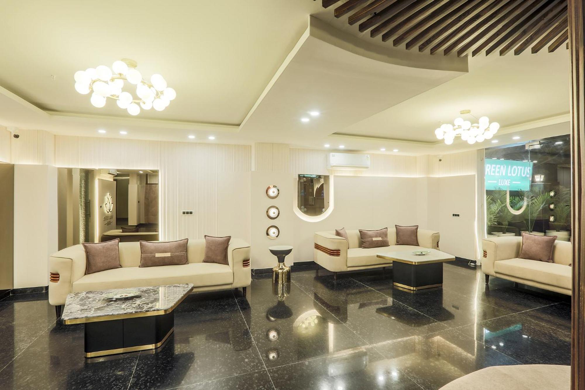 Hotel Green Lotus Luxe Γκουργκάον Εξωτερικό φωτογραφία