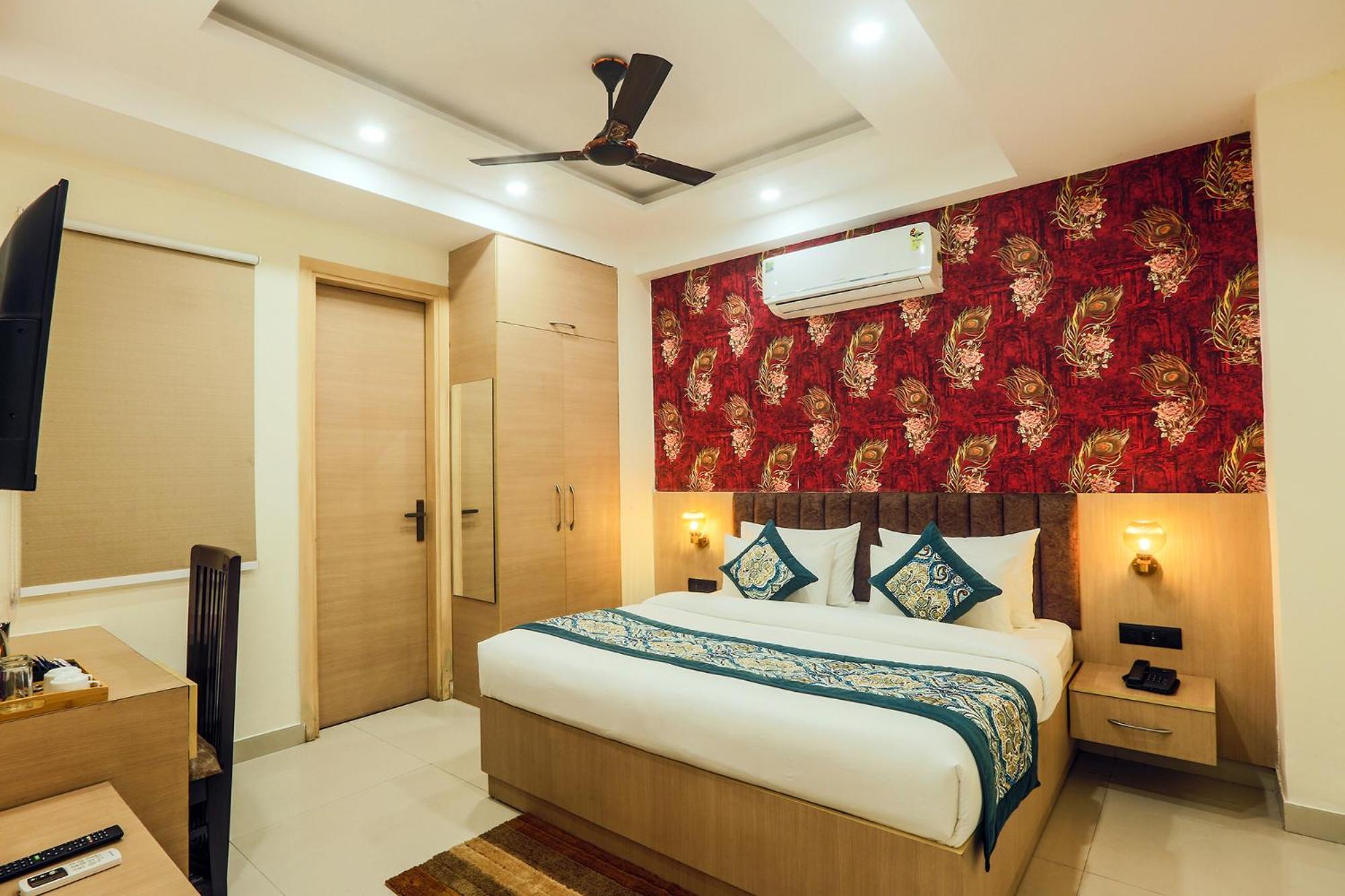 Hotel Green Lotus Luxe Γκουργκάον Εξωτερικό φωτογραφία